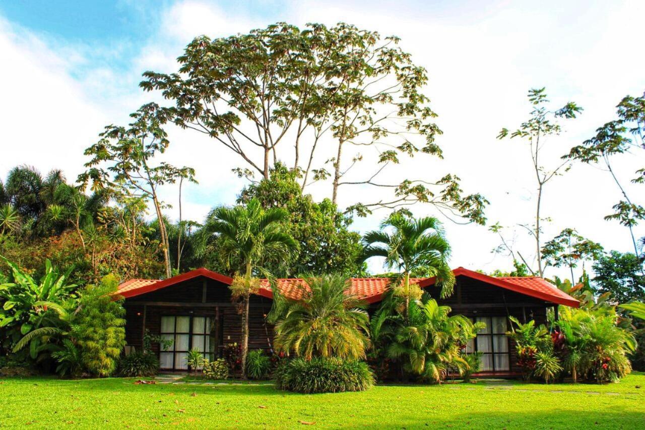 Casona Rustica & Bungalow La Fortuna Exterior photo
