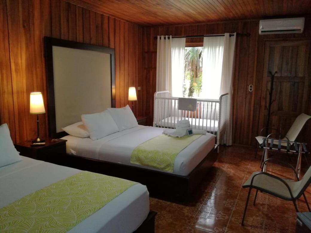 Casona Rustica & Bungalow La Fortuna Exterior photo